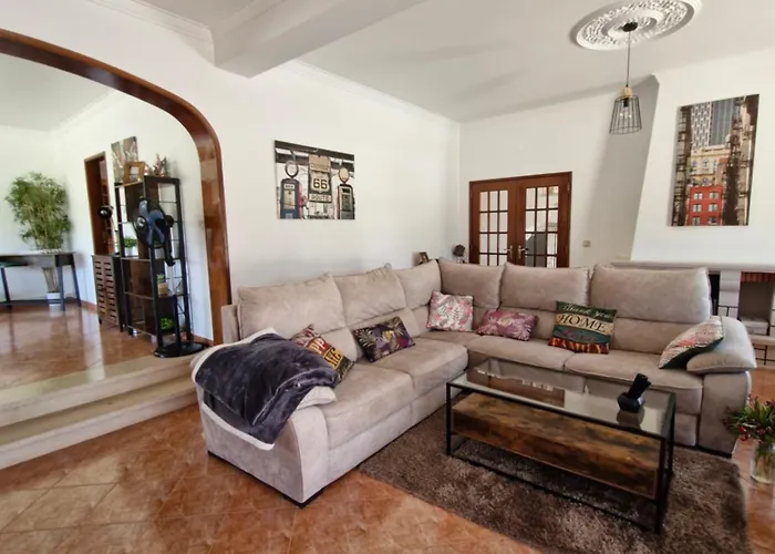 Villa Eagle House